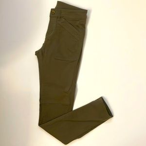 H&M olive green low waist skinny pants